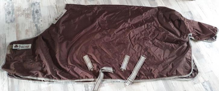 KORT GEBRUIKTE BRUINE BUCAS RAIN, MAAT 198 (6.6), Dieren en Toebehoren, Paarden en Pony's | Dekens en Dekjes, Gebruikt, Deken