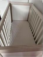 Mooi ledikant 125x65x85, Kinderen en Baby's, Babywiegjes en Ledikanten, Ophalen, Zo goed als nieuw, Ledikant