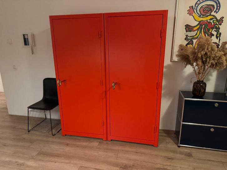 Lensvelt Job Cabinet (grijs & rood 4 stuks) - prijs per stuk, Huis en Inrichting, Kasten | Kledingkasten, Zo goed als nieuw, 150 tot 200 cm