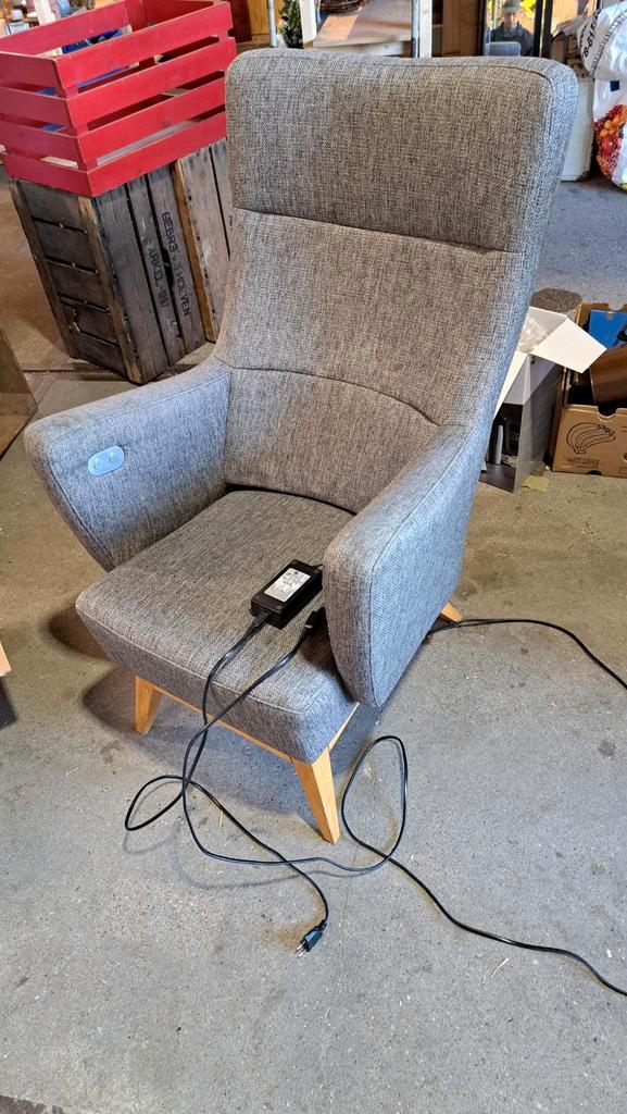 Elektrische Relaxfauteuil met Sta-op Functie, Huis en Inrichting, Fauteuils, Zo goed als nieuw, Hout, Stof, Ophalen
