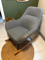 Jysk comfortabele grijze schommelstoel, Huis en Inrichting, Fauteuils, Ophalen, Hout, Gebruikt, 75 tot 100 cm