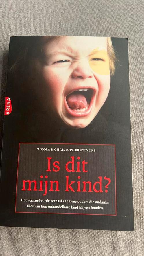 Nicola Stevens - Is dit mijn kind?, Boeken, Literatuur, Zo goed als nieuw, Nederland, Ophalen of Verzenden