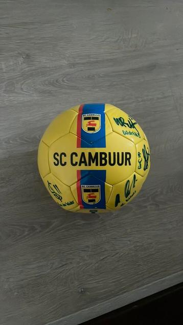 Gesingeerde Cambuur Bal 2023/2024 beschikbaar voor biedingen