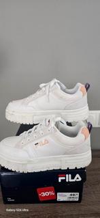 Zgan Fila en Adidas Schoenen, Ophalen of Verzenden, Zo goed als nieuw, Sneakers of Gympen