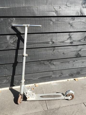 stepje aluminium beschikbaar voor biedingen