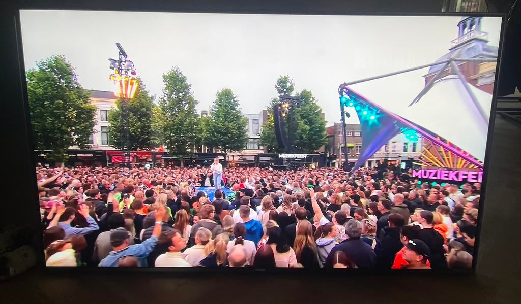 Hisense 65UXKQ mp 192, Audio, Tv en Foto, Televisies, Zo goed als nieuw, LED, 100 cm of meer, Overige merken, 50 Hz, Ophalen