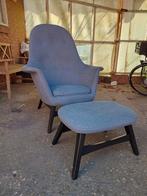 *GRATIS* Blauw grijze stoel/fauteuil met voetenbankje, Huis en Inrichting, Stoelen, Blauw, Ophalen of Verzenden, Zo goed als nieuw