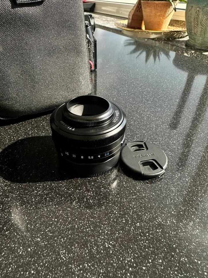 TTArtisan 27mm f2.8 incl. accesoires, Audio, Tv en Foto, Fotografie | Lenzen en Objectieven, Zo goed als nieuw, Zoom, Ophalen of Verzenden