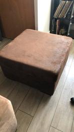 Bruine hocker, Ophalen, Zo goed als nieuw, 50 tot 75 cm, Vierkant