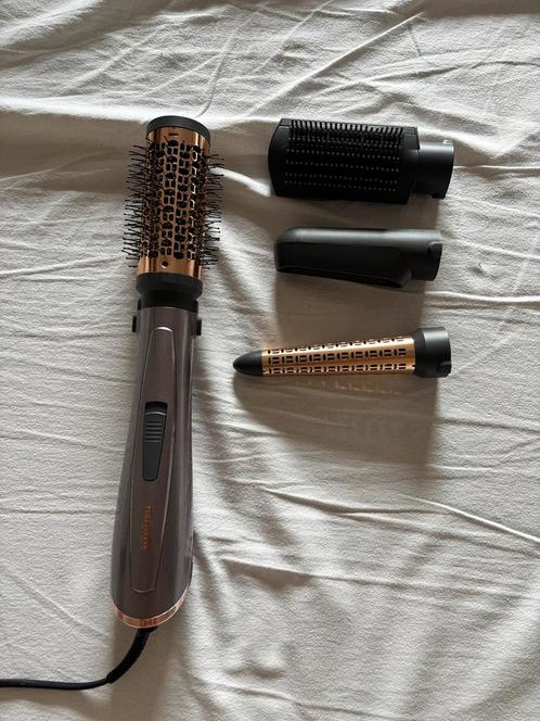 Babyliss föhnborstel, Sieraden, Tassen en Uiterlijk, Uiterlijk | Haarverzorging, Zo goed als nieuw, Föhn of Haardroger, Ophalen of Verzenden