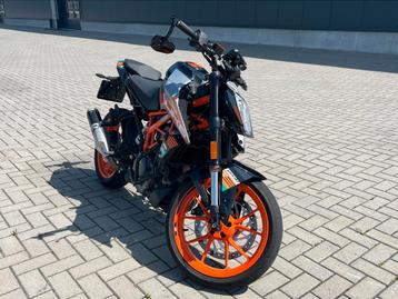 Ktm duke 390 (uit 2023) beschikbaar voor biedingen
