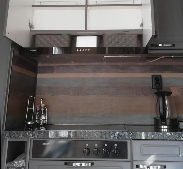 Klarstein wandschouw afzuigkap, model Darya, Witgoed en Apparatuur, Afzuigkappen, Zo goed als nieuw, Vrijstaand, 200 tot 400 m³ per uur