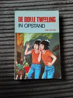 De dolle tweeling in opstand., Boeken, Ophalen of Verzenden, Fictie algemeen, Zo goed als nieuw