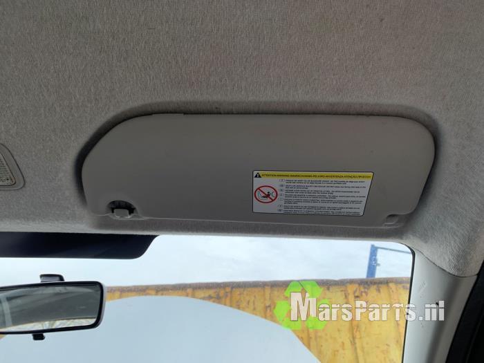 Zonneklep van een Toyota Aygo, Auto-onderdelen, Interieur en Bekleding, Toyota, Gebruikt, 3 maanden garantie, Ophalen of Verzenden