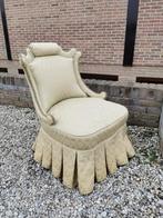 Breistoeltje Met Originele Stof En Geplooide Rok, Antiek en Kunst, Antiek | Meubels | Stoelen en Banken, Ophalen of Verzenden