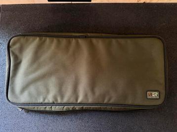 Fox R-Series BUZZ BAR BAG beschikbaar voor biedingen