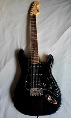 Squier by Fender Gitaar + Versterker - Zo goed als nieuw!, Muziek en Instrumenten, Ophalen, Fender, Met versterker, Zo goed als nieuw