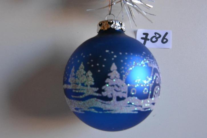 Leuke set grote kerstballen, Diversen, Kerst, Gebruikt, Ophalen of Verzenden