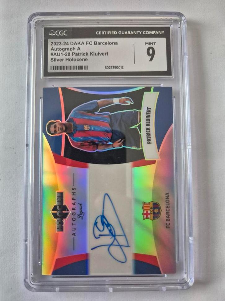 Patrick Kluivert Gesigneerde Daka CGC 9 Holocene kaart /65, Verzamelen, Sportartikelen en Voetbal, Buitenlandse clubs, Ophalen of Verzenden