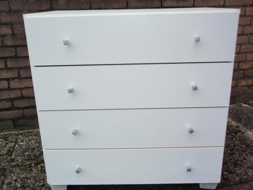 Witte ladekast, Huis en Inrichting, Kasten | Ladekasten, Zo goed als nieuw, Minder dan 100 cm, 50 tot 100 cm, 25 tot 50 cm, Overige houtsoorten