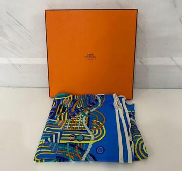 Hermes Zijden Sjaal - Nieuw in Doos beschikbaar voor biedingen