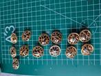 13 knopen zwart met koper kleur 2,50, Ophalen of Verzenden, Zo goed als nieuw, Knoop of Knopen