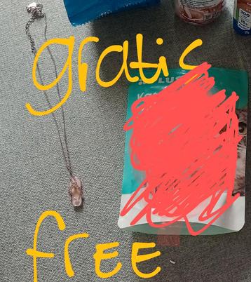 Gratis vergiet en ketting beschikbaar voor biedingen