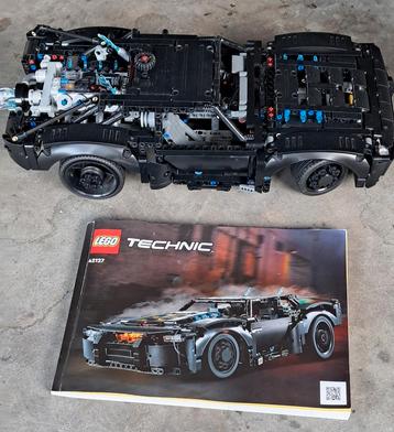 LEGO Technic 42127 Batman Batmobile beschikbaar voor biedingen