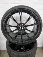 Sportieve 22 inch Bentley velgen, Pirelli zomerbanden 5x112, Ophalen, Gebruikt, 285 mm, Banden en Velgen