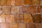 Hollandse antieke bruin geglazuurde plavuizen 21x21 39M2
