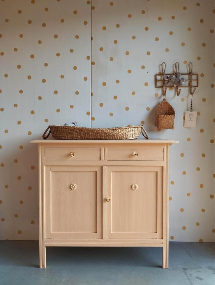 Vintage dressoir / Art Deco /massief hout /bezorgen mogelijk, Huis en Inrichting, Kasten | Dressoirs, 100 tot 150 cm, 25 tot 50 cm