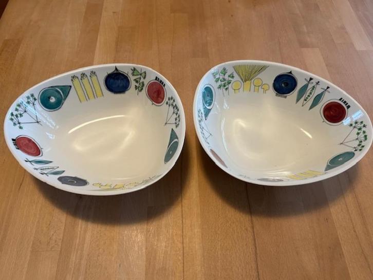 Rörstrand Sweden PICKNICK ovale schalen, Huis en Inrichting, Keuken | Servies, Zo goed als nieuw, Schaal of Schalen, Overige stijlen