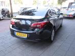 Opel Astra 1.4 Turbo Cosmo Clima Navi, Auto's, Voorwielaandrijving, Euro 5, 4 cilinders, 700 kg