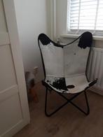 Vlinderstoel koeienleer, Huis en Inrichting, Stoelen, Ophalen, Zo goed als nieuw, Grijs, Eén