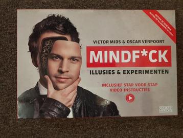 Mindf*ck, amper gebruikt en compleet! beschikbaar voor biedingen
