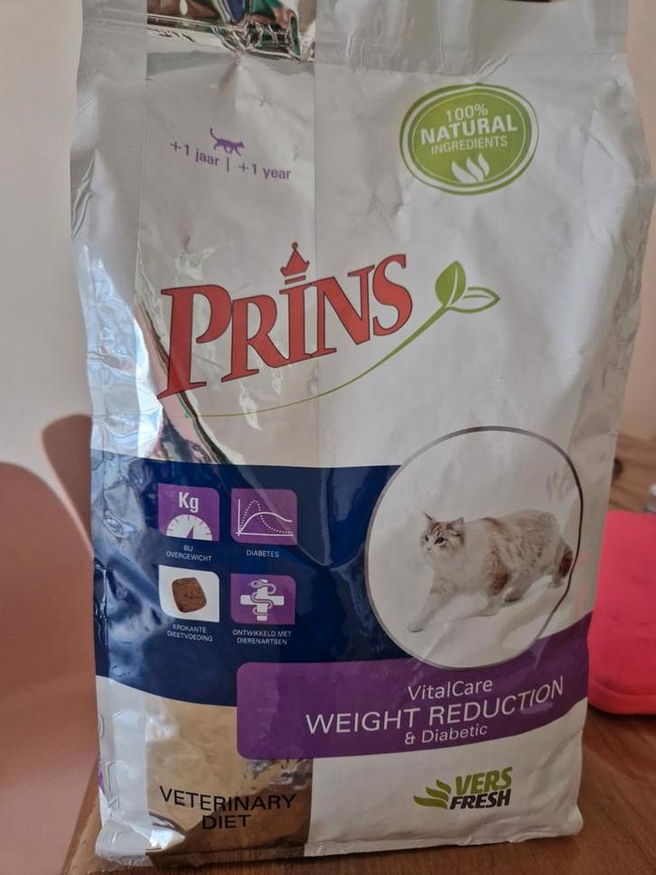 Nieuwe, ongeopende zak Prins Weight Reduction & Diabetic kat, Dieren en Toebehoren, Dierenvoeding, Kat, Ophalen