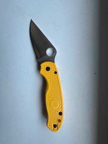 Spyderco para 3 salt lightweight magnacut beschikbaar voor biedingen