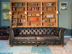 Ruime Chesterfield bank vintage zwart GRATIS BEZORGD, Huis en Inrichting, Banken | Voetenbanken en Poefen, Gebruikt, 125 cm of meer