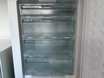In nette staat Siemens 4 laden vriezer  beschikbaar voor biedingen