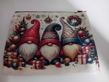 Kerst Make-up Tasje met Kabouters beschikbaar voor biedingen
