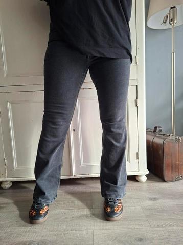 H&M Divided flared bootcut jeans 44 beschikbaar voor biedingen