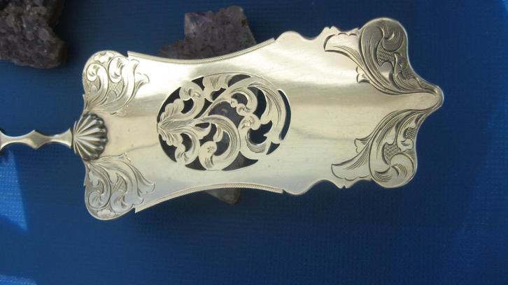 Zilveren en antieke taartschep. 1845 Amsterdam, Antiek en Kunst, Antiek | Goud en Zilver, Zilver, Verzenden
