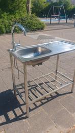 Buiten keuken inclusief 2 kranen en afvoer., Ophalen, Zo goed als nieuw, Gas, Vrijstaand