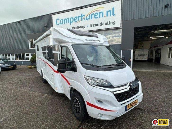 Sunlight T67 (26), Caravans en Kamperen, Campers, Bedrijf, tot en met 4, Half-integraal, Sunlight, Diesel, Handgeschakeld, Halve Treinzit