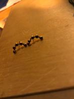 Granaat oorstekers 14 krt goud, Antiek en Kunst, Ophalen of Verzenden