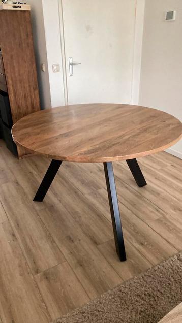 Ronde houten eettafel 120 cm beschikbaar voor biedingen