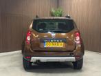 Dacia Duster 1.6 Lauréate 2wd, Auto's, Dacia, Stof, Gebruikt, Elektrische ramen, 4 cilinders