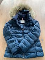 Winterjas Tommy hilfiger blauw S met capuchon, Kleding | Dames, Jassen | Winter, Tommy Hilfiger, Blauw, Ophalen of Verzenden, Zo goed als nieuw