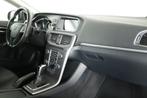 Volvo V40 2.0 T2 Momentum € 18.900,00, Auto's, Volvo, 4 cilinders, 1969 cc, 122 pk, Bedrijf