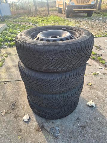 5x112 Velgen + Winterbanden 195/65R15 beschikbaar voor biedingen